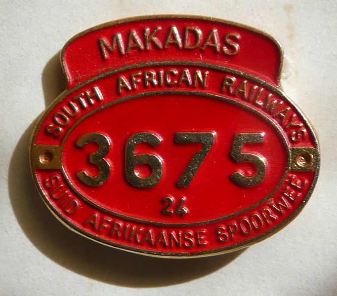 web Makadas  Class 24 no 3675 badge.JPG