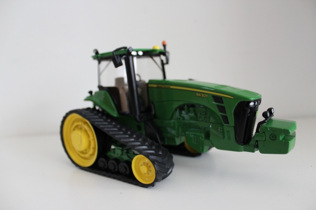 JD 8430 T (3).JPG