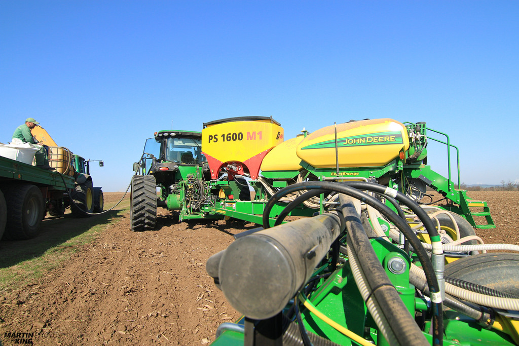 john deere corn planting- martin-king.photo (5).jpg