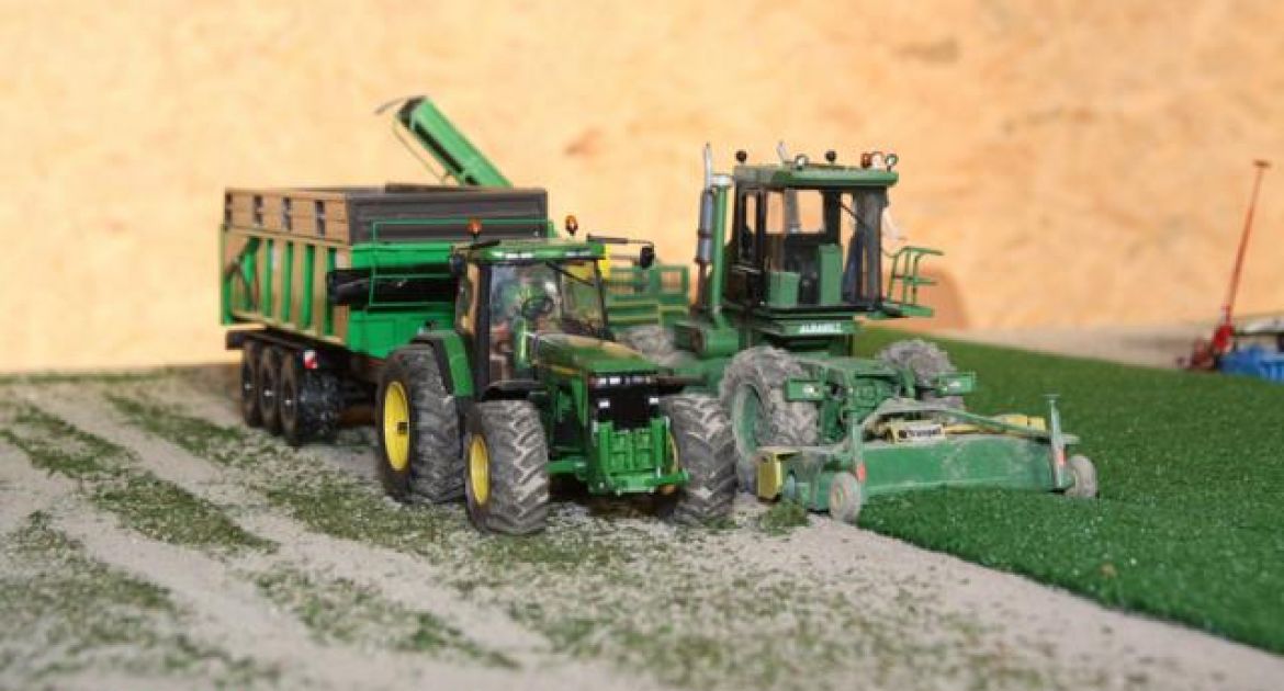 À Mayenne. Trente passionnés exposent leurs miniatures agricoles