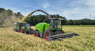 La nouvelle ensileuse Fendt Katana 850 franchit les 800 ch.